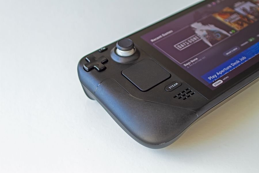 Discos en la repisa versus descargas en la memoria: La gran decisión del jugador moderno Consola portátil de videojuegos digital