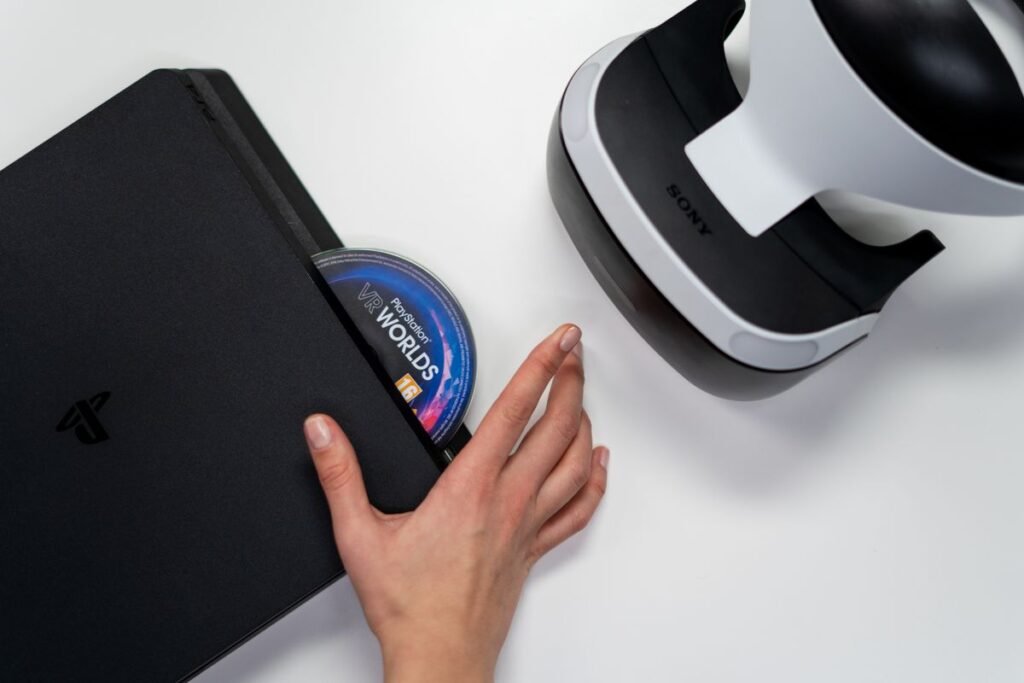 Casco VR con cable vs inalámbrico para PS4: cuál da mejor imagen y qué juegos corre Casco VR con cable para PS4